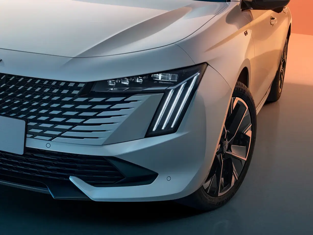 Изображение на странице Peugeot Frame_1321318727.png