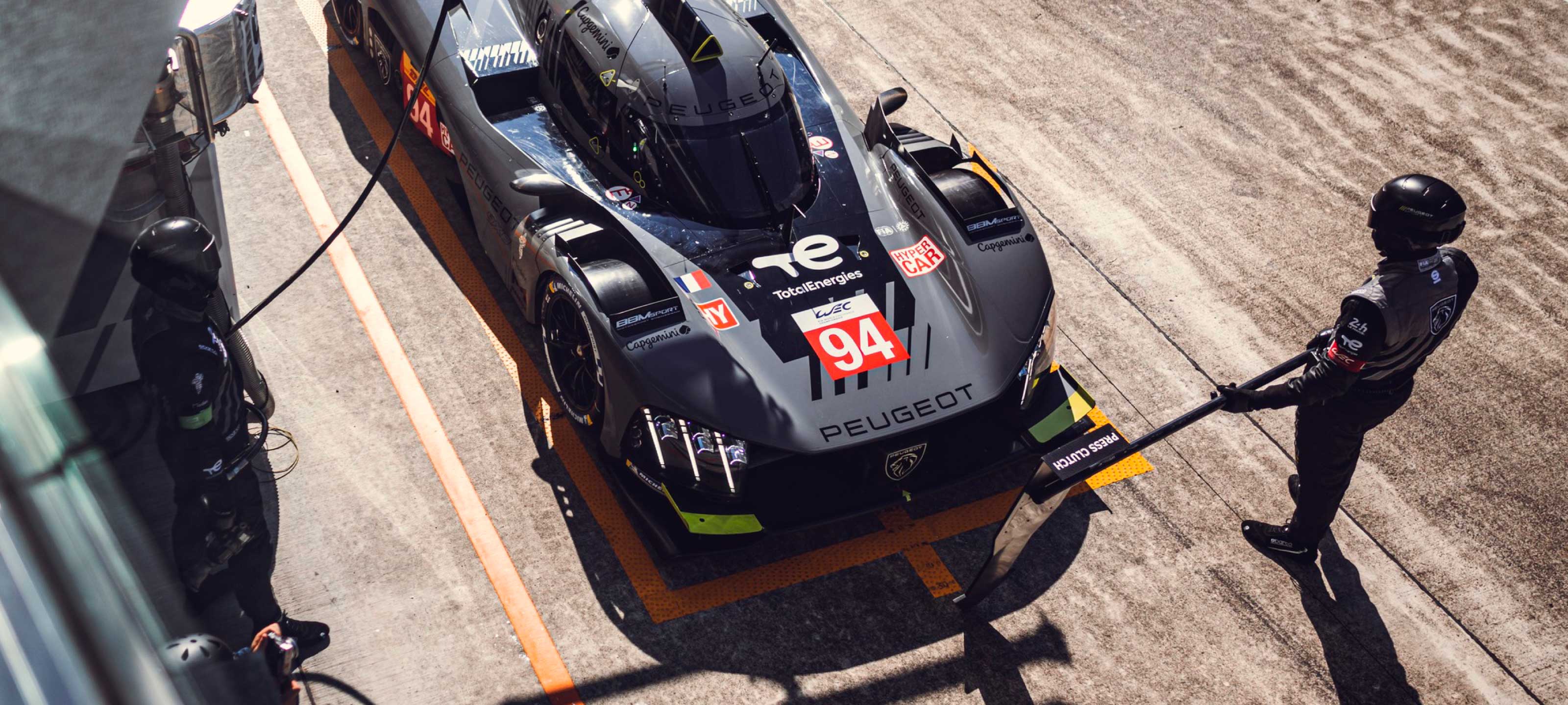 Изображение на странице ГИПЕРКАР PEUGEOT 9X8  Showroom_9X8_D_Emotion_3_2x.jpg