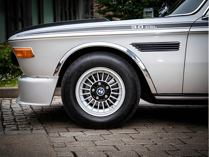 Легендарный автомобиль BMW 3.0 CSL 