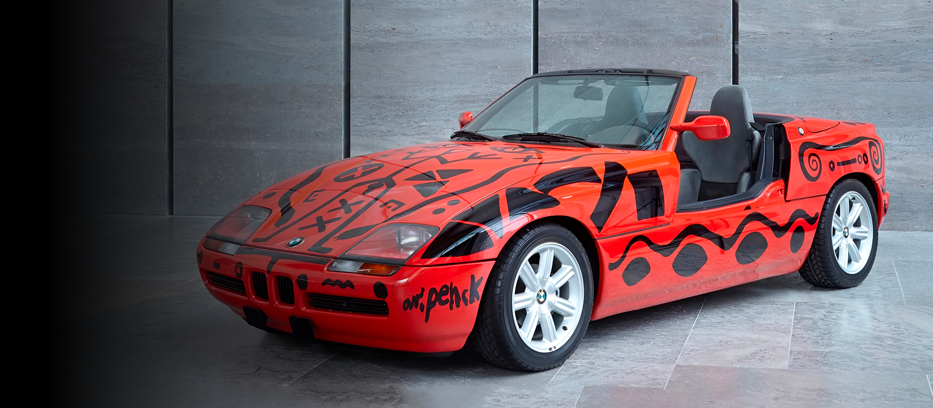 Вернисаж на виражах: история коллекции BMW Art Cars 
