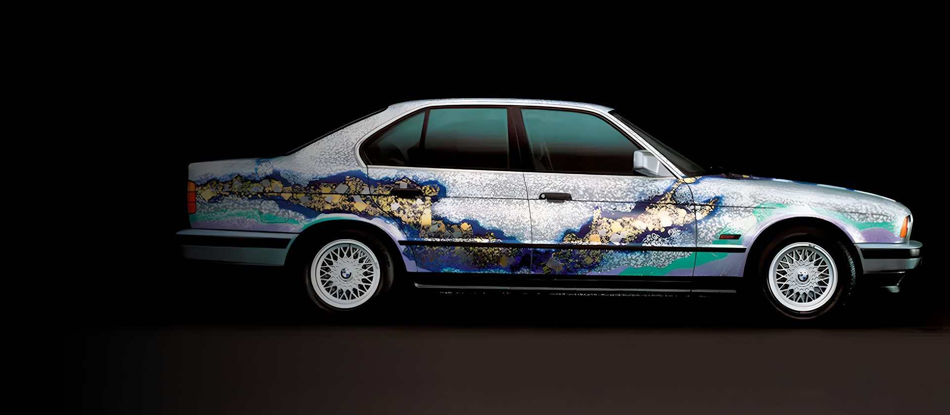 Вернисаж на виражах: история коллекции BMW Art Cars 