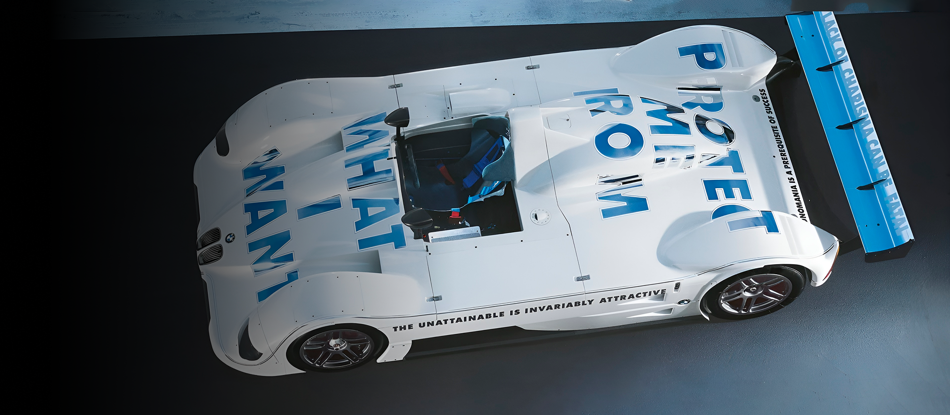 Вернисаж на виражах: история коллекции BMW Art Cars 
