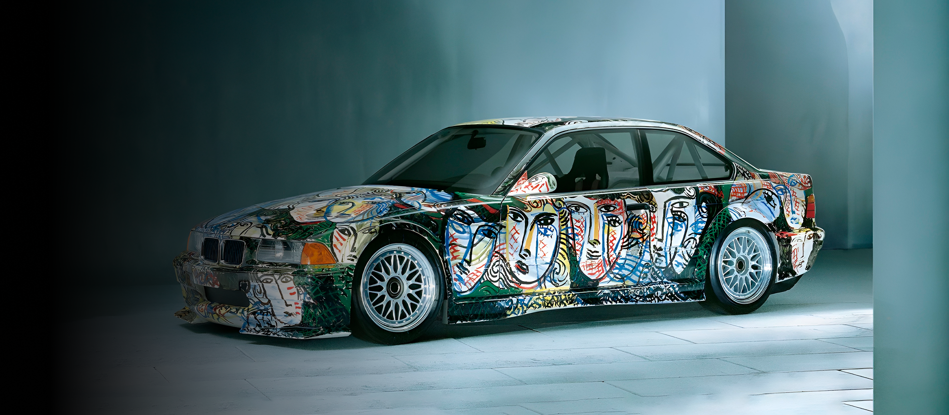 Вернисаж на виражах: история коллекции BMW Art Cars 