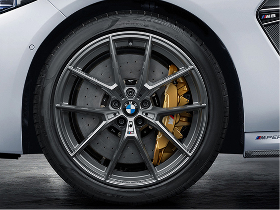 BMW М8 Кабриолет 