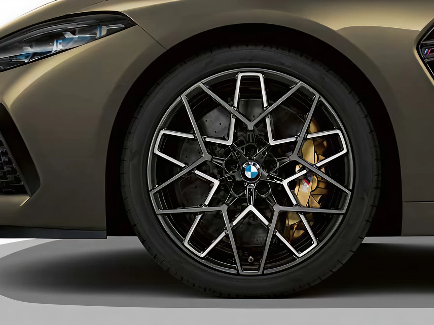 BMW М8 Кабриолет 