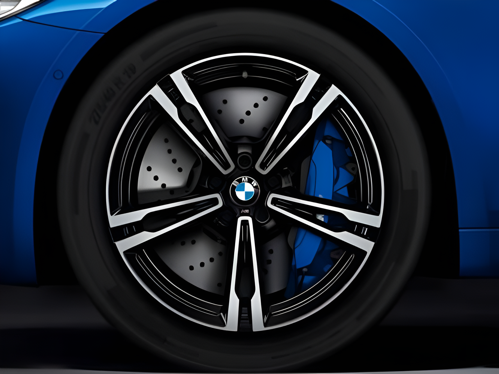BMW&nbsp;M8 Купе (F92) 