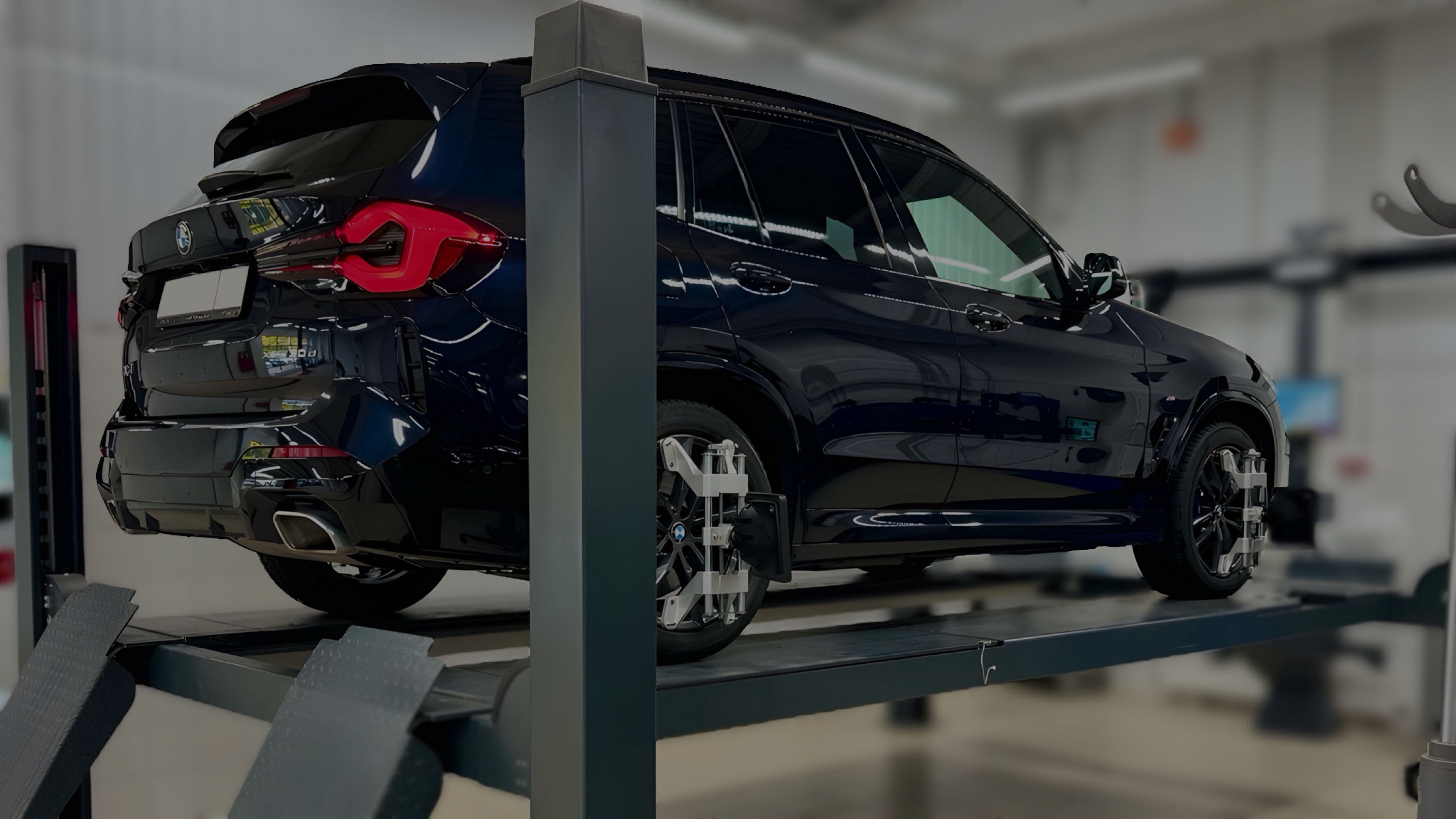 Сход-развал BMW. Автопорт