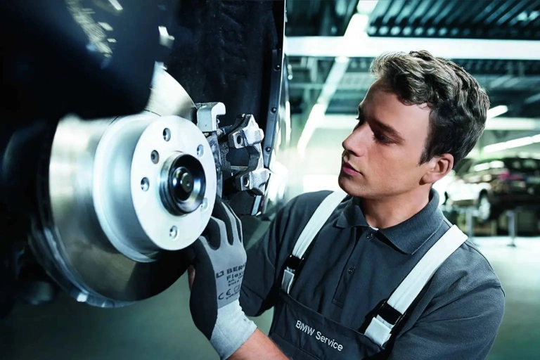 Ремонт и обслуживание. BMW БорисХоф