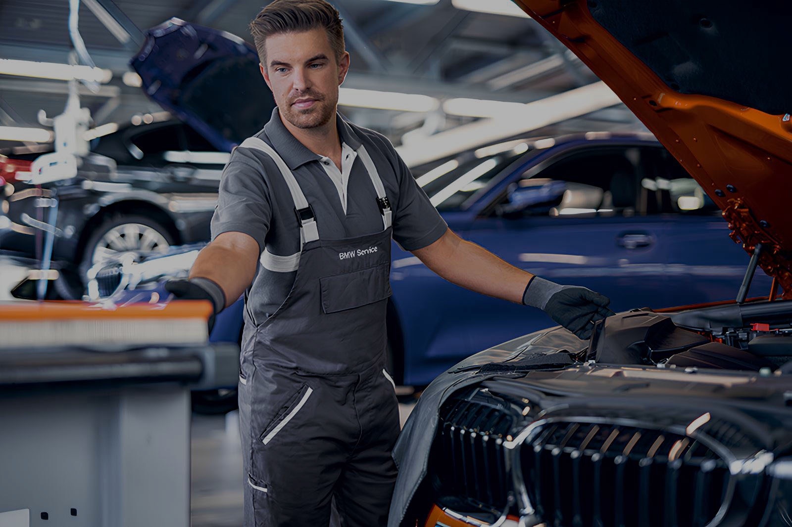 Замена фильтров BMW. Автопорт