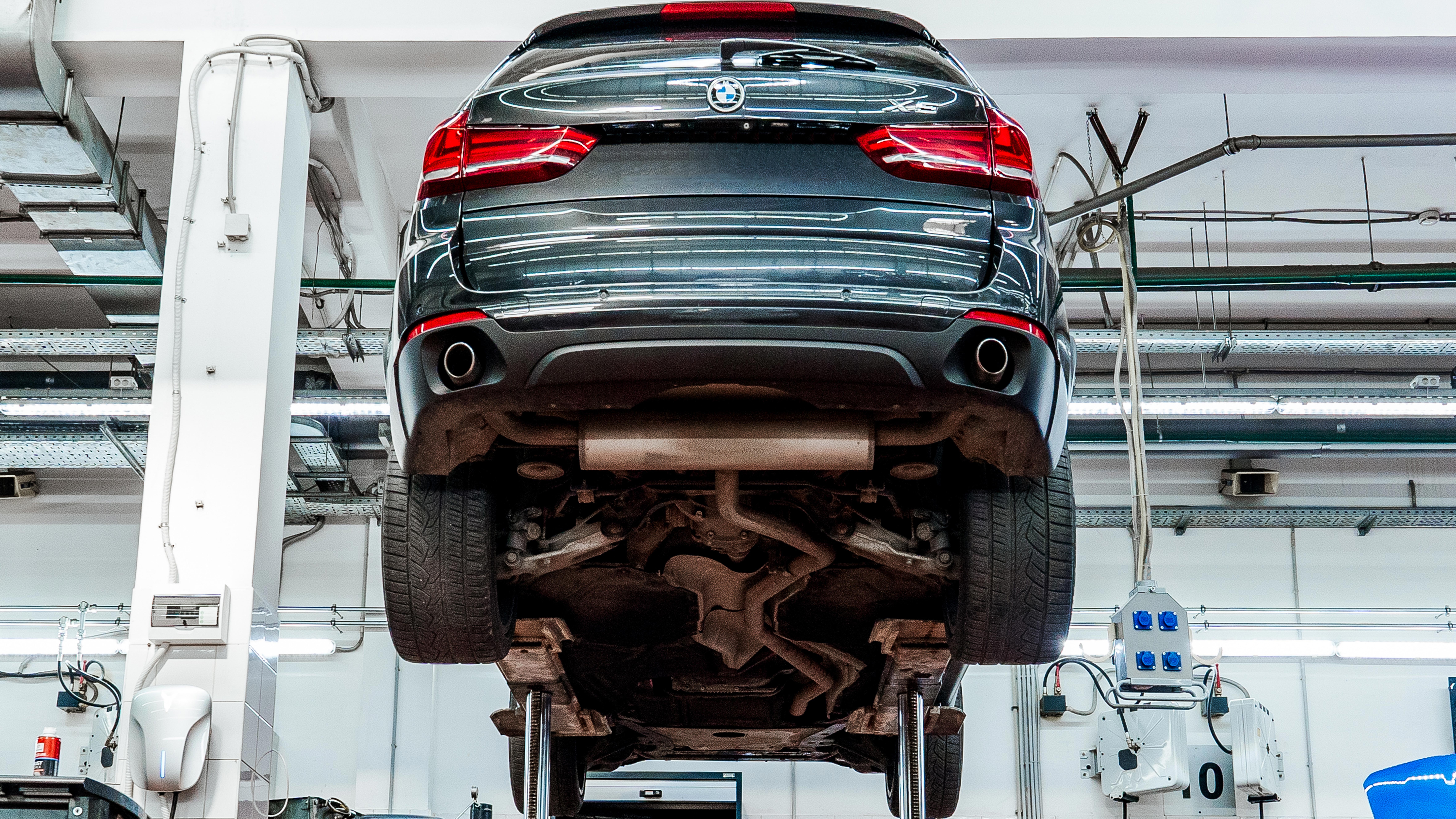 Замена фильтров BMW. BMW БорисХоф