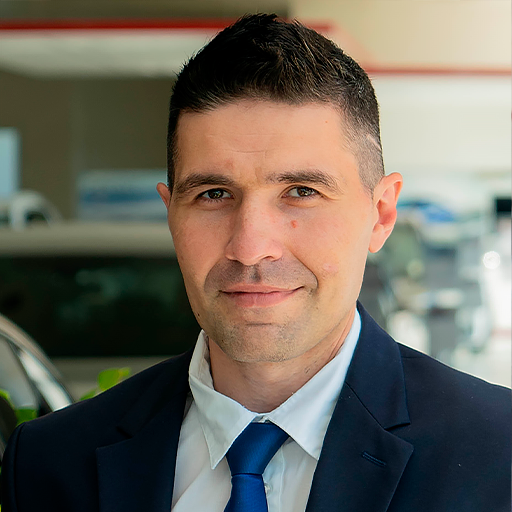 Команда дилерского центра в Краснодаре. Атлас