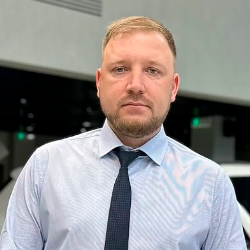 Команда дилерского центра в Сочи. Атлас