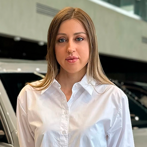 Команда дилерского центра в Сочи. Атлас