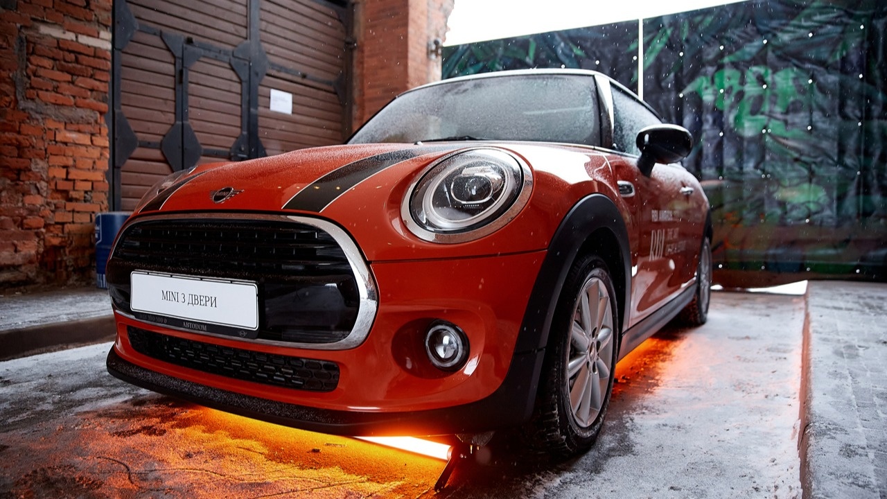 Оригинальный каждый раз : MINI 3 двери и MINI 5 дверей Автодом