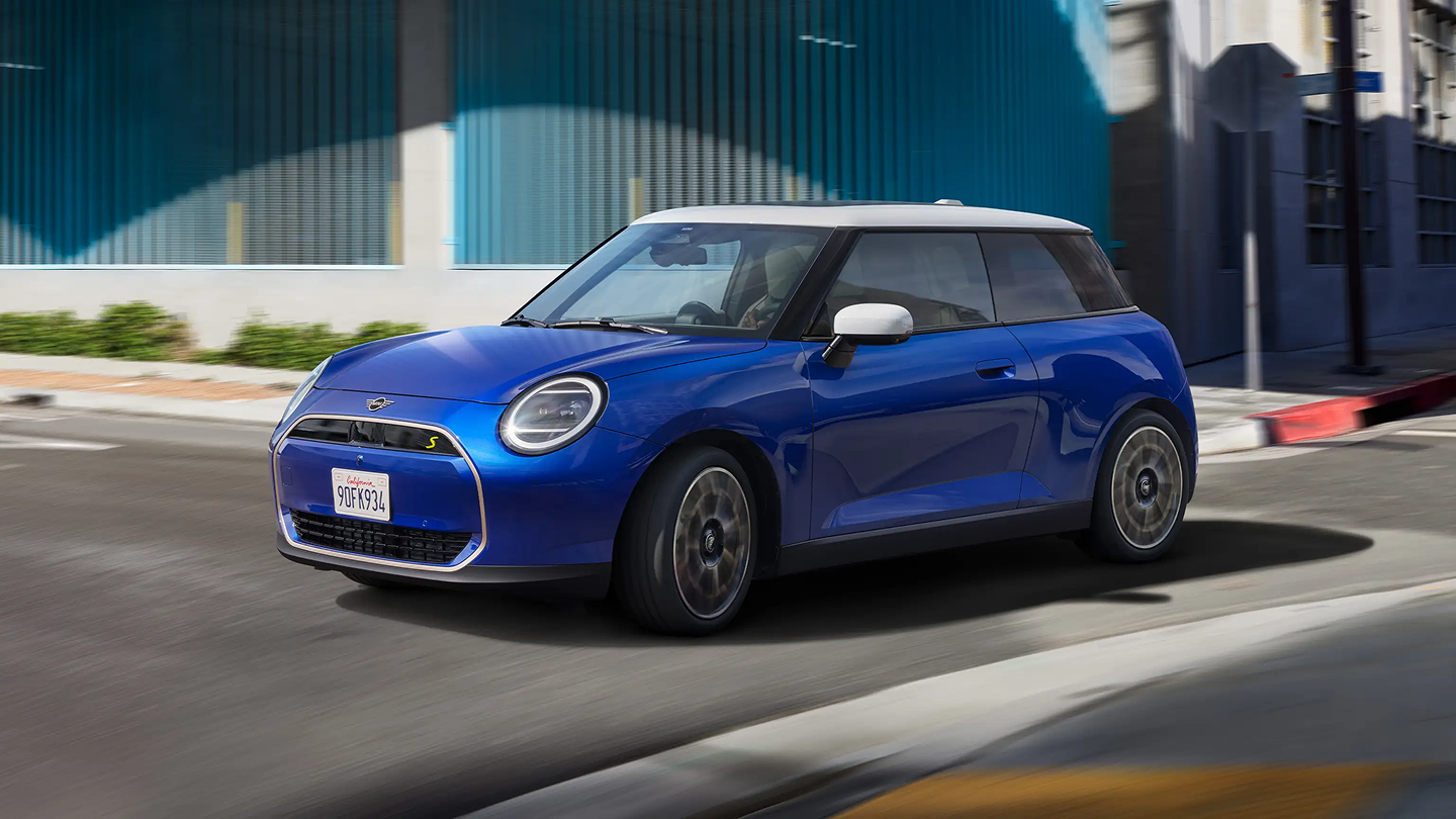 MINI Cooper Запас хода и размеры ООО «БМВ Русланд Трейдинг»