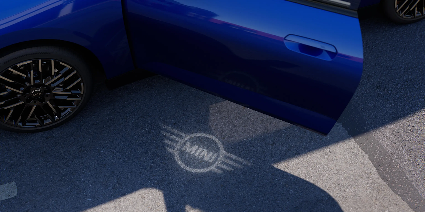 MINI Cooper BEV ООО «БМВ Русланд Трейдинг»