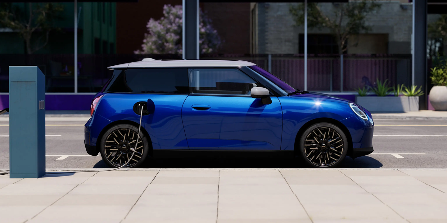 MINI Cooper BEV ООО «БМВ Русланд Трейдинг»