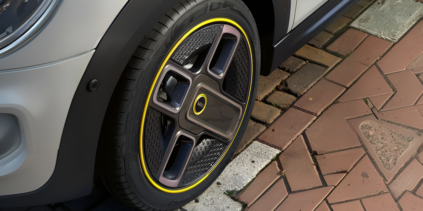 MINI Electric Автопорт