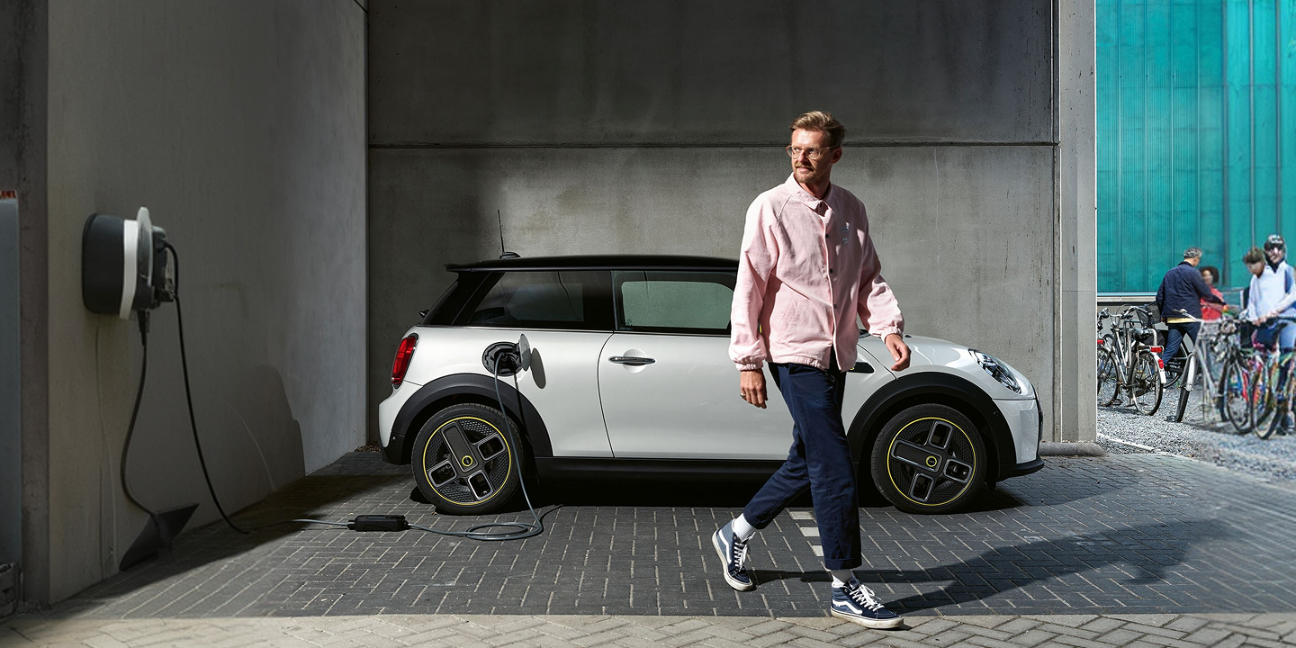 MINI Electric Автопорт