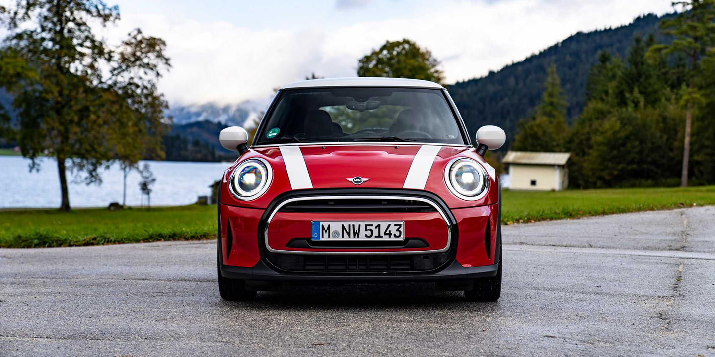 MINI COOPER – СИНОНИМ УДОВОЛЬСТВИЯ ОТ ВОЖДЕНИЯ НА ПРОТЯЖЕНИИ 60 ЛЕТ. ООО «БМВ Русланд Трейдинг»