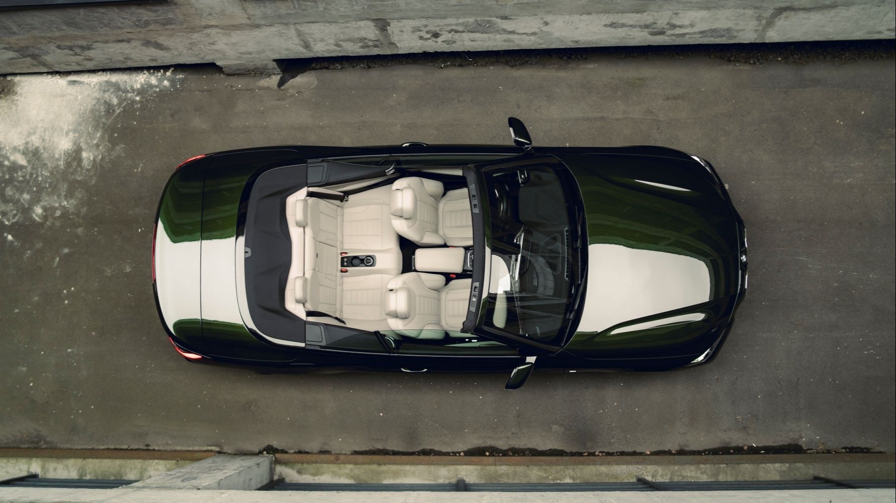 Первый автомобиль в мире, меняющий цвет Премьер Авто