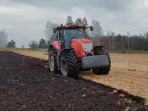 Изображение на странице McCormick X8_cover0006_456239172.jpg