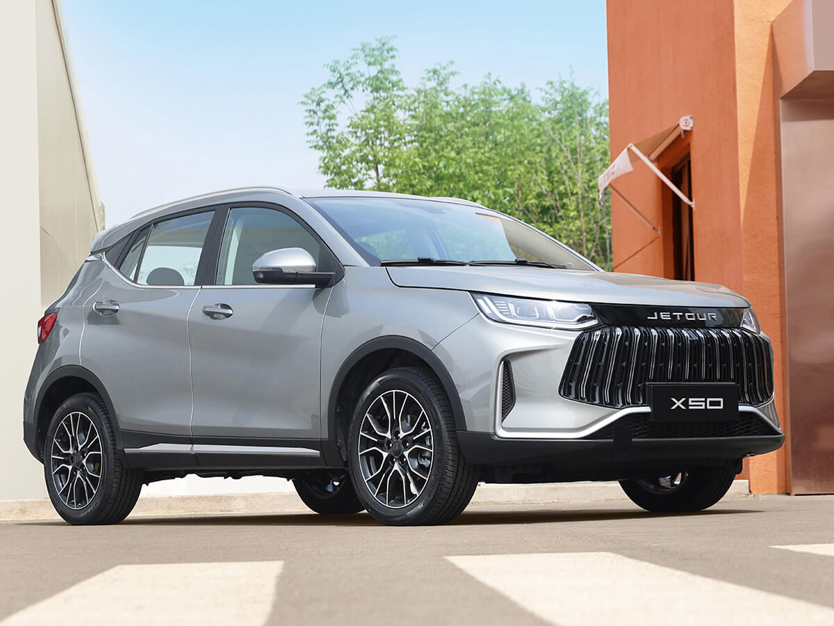 автомобиль Jetour X50