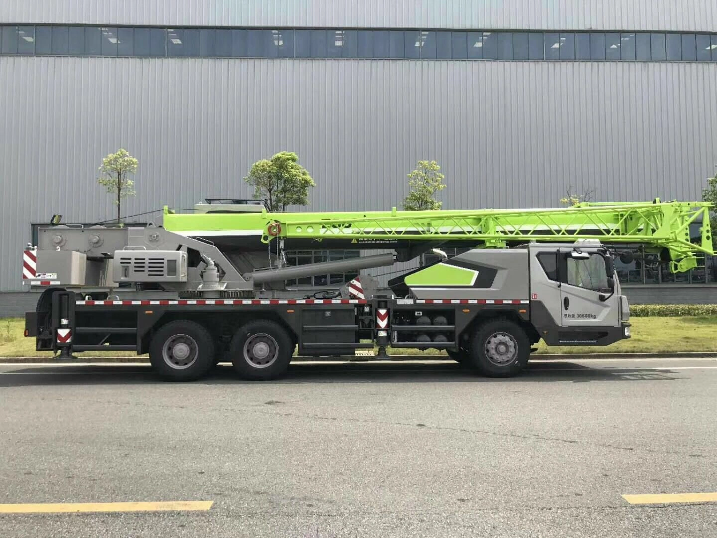 Изображение на странице Zoomlion ZTC600V_1.jpg