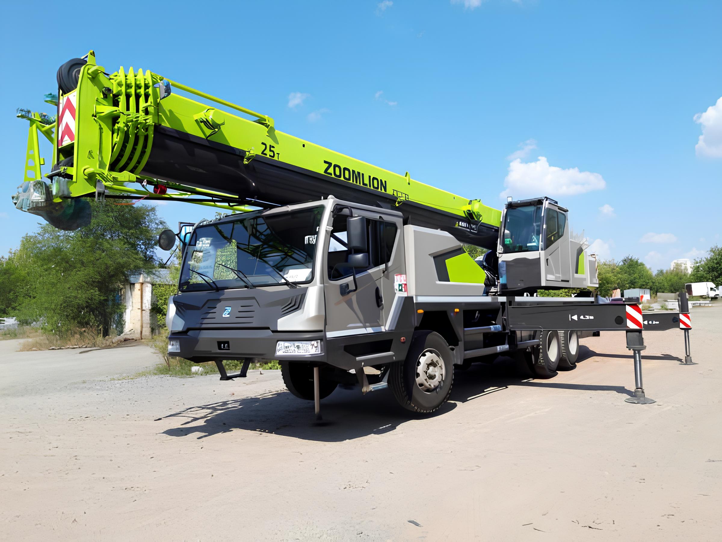Изображение на странице Zoomlion kp-avtokran-zoomlion-ztc250v-25-tonn_foto_largest__1_.jpg