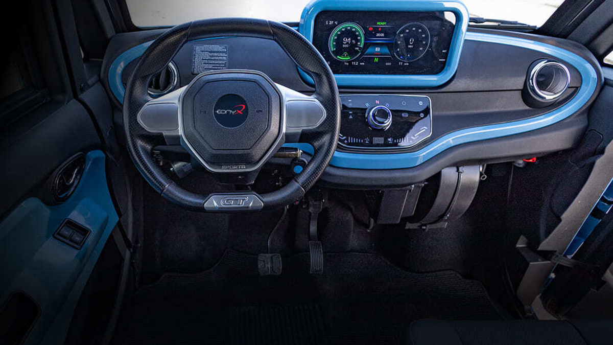 Изображение на странице Tesla eonyx-profi-cargo-interior.jpg