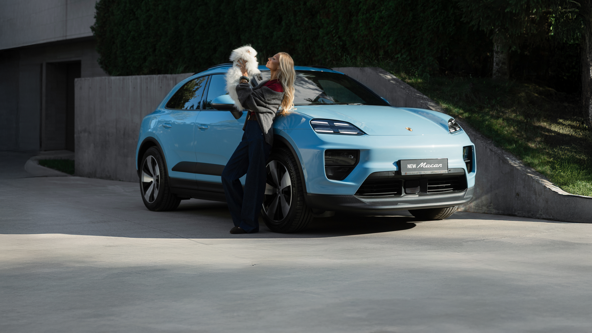 Изображение на странице Главная Порше Центр VERRA – бутик премиальных автомобилей 02_1920-1080.png