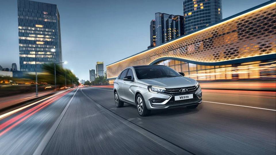 АвтоВАЗ в марте продал рекордное количество машин за 11 лет