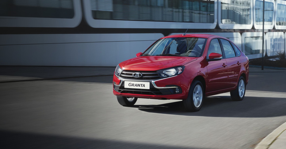Lada - лидер по продажам новых автомобилей в январе