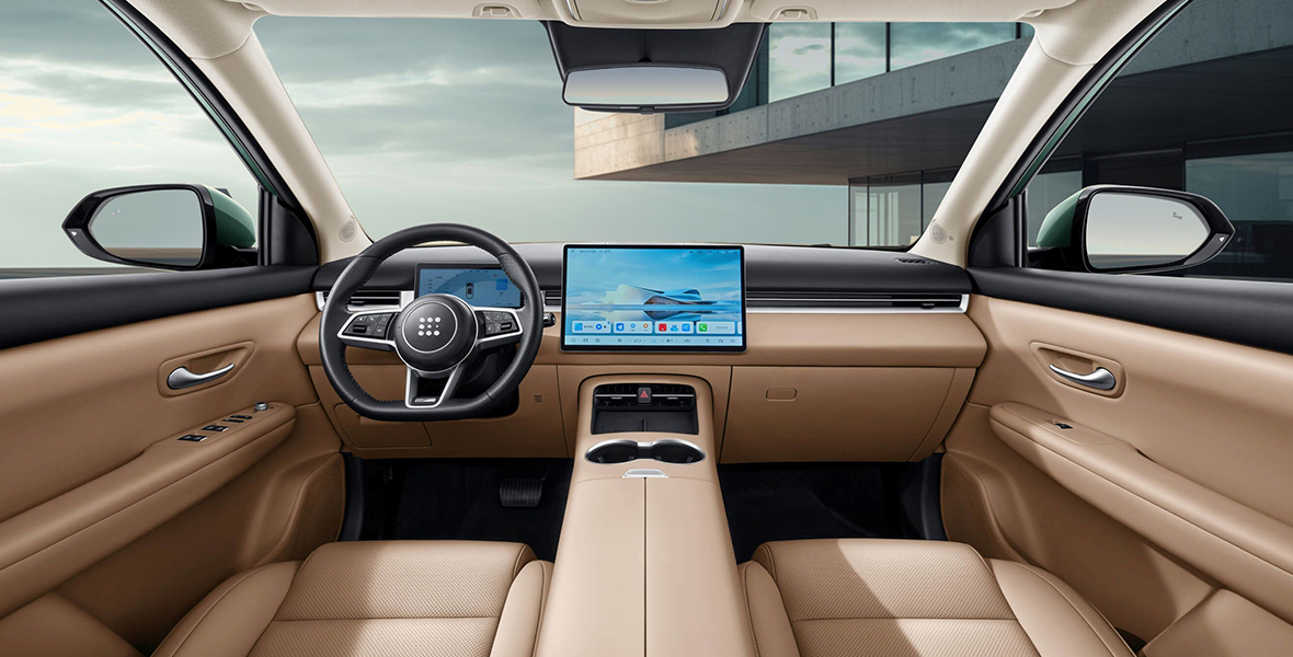 EVOLUTE объявляет о старте продаж обновленного гибридного кроссовера EVOLUTE i‑SPACE