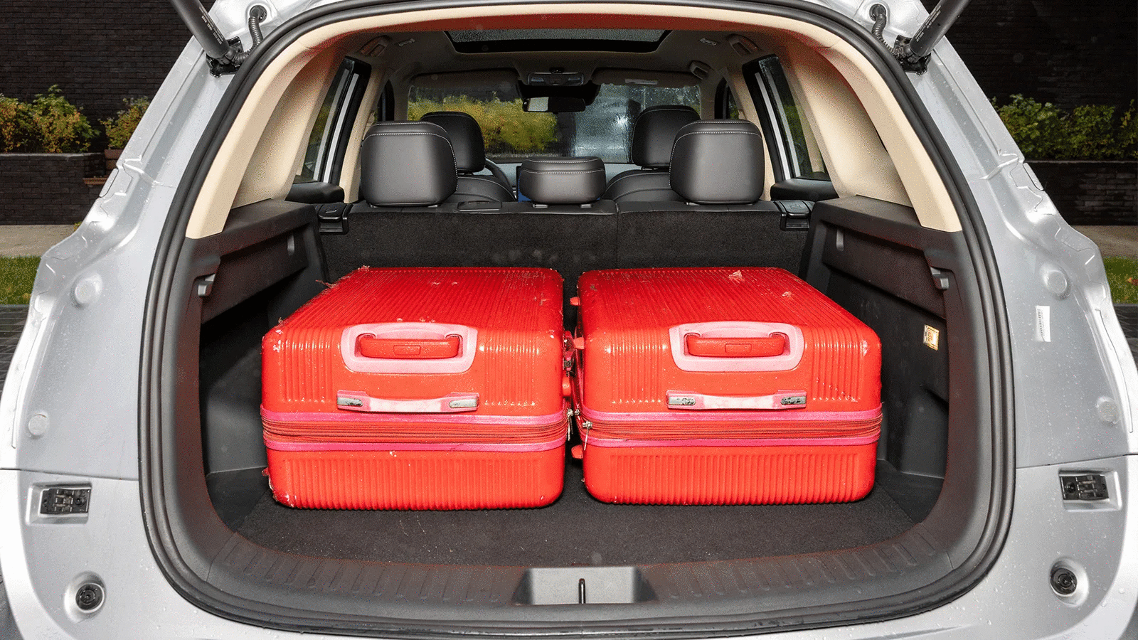 Новость EVOLUTE (Больше чем рестайлинг: первый тест обновлённого российского гибрида EVOLUTE i‑SPACE)