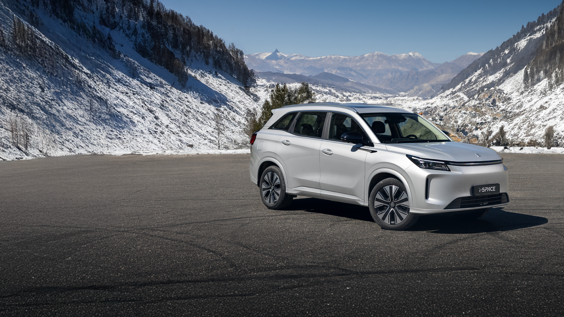 Изображение на странице EVOLUTE Обновленный i‑SPACE на официальном сайте